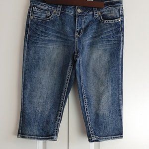 Warehouse One Women's Sz 14 Denim Bermuda Shorts Distressed White Accent Thread